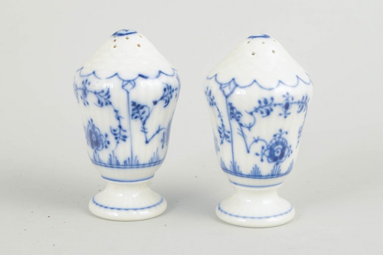 Royal Copenhagen, Blue Fluted Plain salt and pepper set.