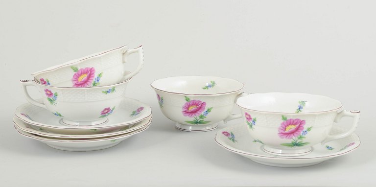 Herend, set of four teacups with saucers.
