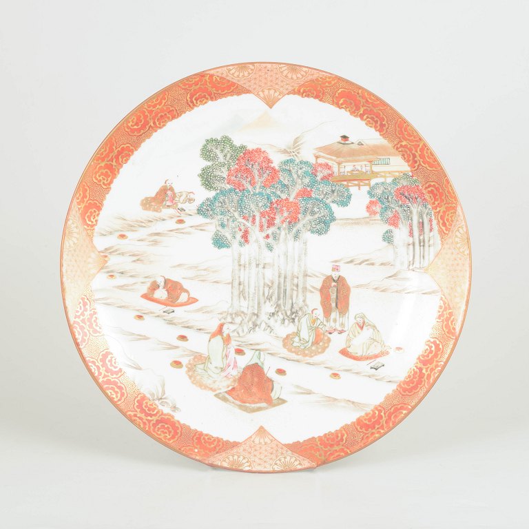 Kutani porcelænsfad i aka-e stil, stort fad.