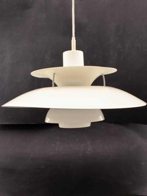 Classic PH 5 lamp