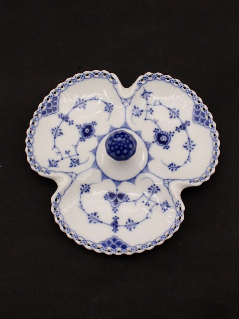Royal Copenhagen Blue Fluted whole lace radish dish 1/1167