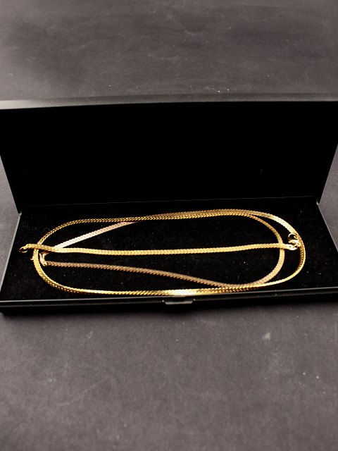 Necklace and bracelet in double