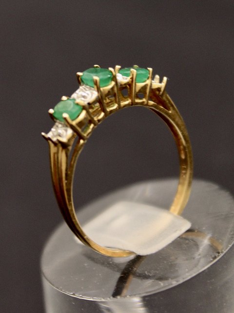 14 karat gold ring