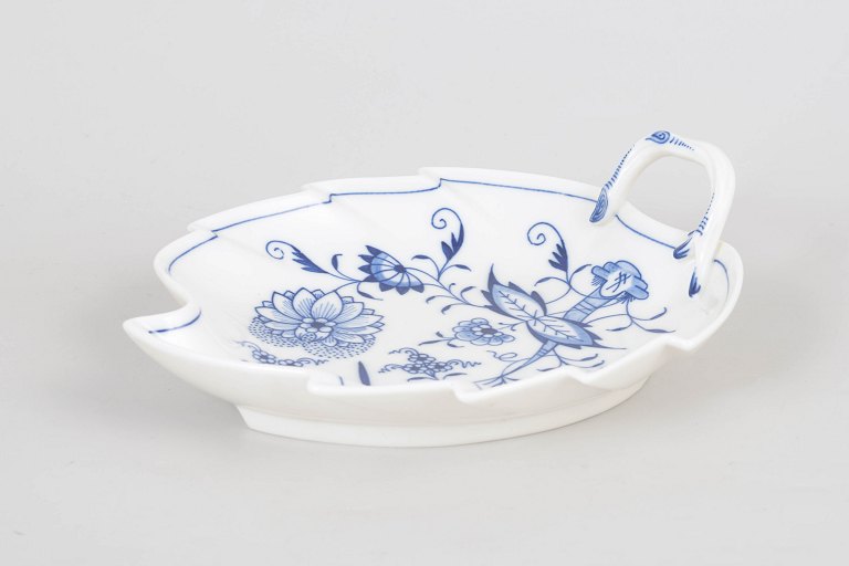 Meissen Blue Onion dish with handle.
